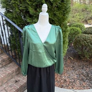 Sincerely Jules for Bandier Women's Green Blouse Elegant Satin Top size Medium